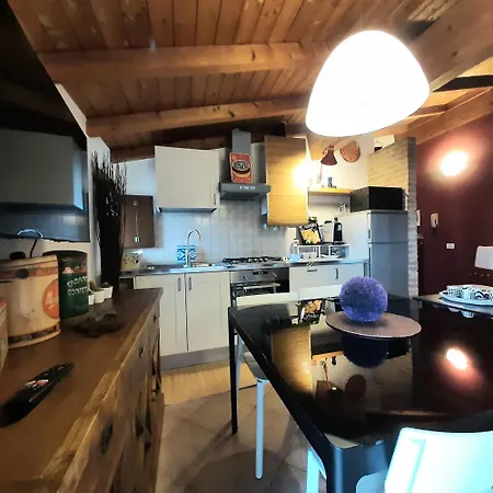 Apartment Nuovo Interno Nuova Atmosfera Stazione Beato Matteo
